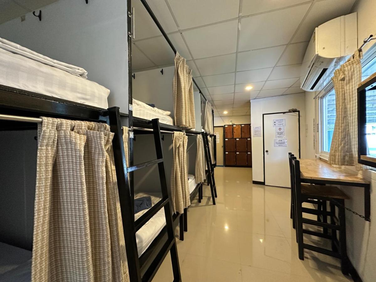 Blue Flow Hostel *